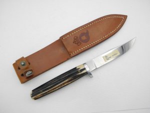 Queen Cutlery #73 Hunting knife, bare head Winterbottom bone handles: