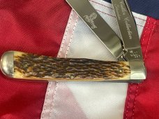 Vintage 1977 Queen Master Cutler Collection Trapper Pocket Knife w/ Beautiful Handles - 4" closed Vintage 1977 Queen Master Cutler Collection Trapper Pocket Knife w/ Beautiful Handles - 4" closed
