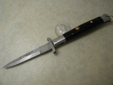 Rizzuto Estileto Milano Push Button Switch Blade Knife 1950's Rizzuto Estileto Milano Push Button Switch Blade Knife 1950's