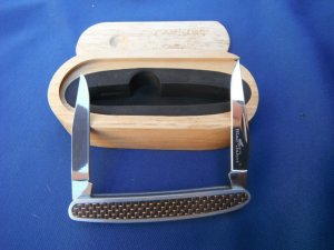 Camillus Blac-Jacket Folding Pocket Knife, 2 Blades 3" each. Comes with wooden box.