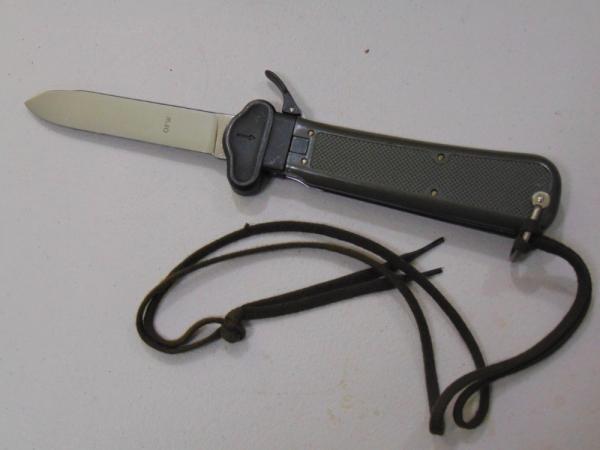 German Bund OFW Military Issue  Paratrooper Gravity Knife, w/ Marlin Spike 6" Clsoed Length