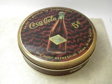 Case XX USA 9 Dot Bone 6225 1/2 SS Coca Cola Tiny Coke Bottle Knife New in Tin Case XX USA 9 Dot Bone 6225 1/2 SS Coca Cola Tiny Coke Bottle Knife New in Tin