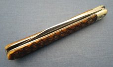 Vintage Switchblade. Walden Knife Co. USA . ...................................................(010) Vintage Switchblade. Walden Knife Co. USA . ...................................................(010)