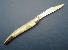 Vintage Switchblade. Hammer Brand. USA . ......................................................(022) Vintage Switchblade. Hammer Brand. USA . ......................................................(022)