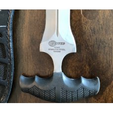United Cutlery - UC485- Total Recall Dagger Knife  With Sheath - Made In Taiwan