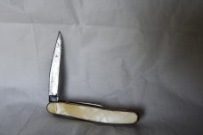 Ambassador Serpentine USA No Advertising knife! Cracked Ice handles! Ambassador Serpentine USA No Advertising knife! Cracked Ice handles!