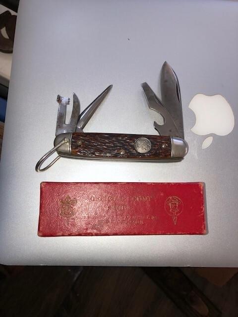 Remington RS3333 Scout knife in Original Box in excellent condition Remington RS3333 Scout knife in Original Box in excellent condition