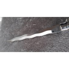 13" Kris w/ Horn Scales Stiletto Italy NOS! 13" Kris w/ Horn Scales Stiletto Italy NOS!