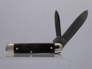Camillus Equal End Jack No. 23 (short line) With Streaked Buffalo Horn Handles 