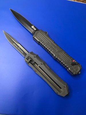 Lot of 2 OTF Knives (Schrade SCHOTF3B) (Schrade SCHOTFG)