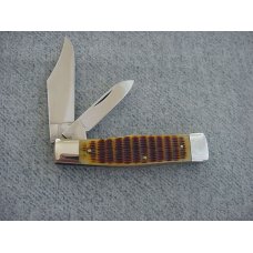 Vintage Queen(Crown) U.S.A., 1983, Etched, Pick-Bone Quee Handle Gunstock Pattern Pocket Knife Vintage Queen(Crown) U.S.A., 1983, Etched, Pick-Bone Quee Handle Gunstock Pattern Pocket Knife