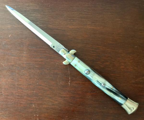 AGA Campolin Picklock Stiletto Switchblade, 2017 Production, Very Nice Horn, New AGA Campolin Picklock Stiletto Switchblade, 2017 Production, Very Nice Horn, New