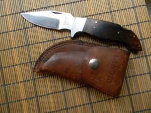VINTAGE LAKOTA LOCKBACK LIL HAWK KNIFE