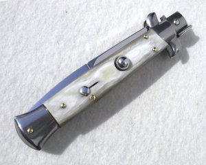 NEW 9" FRANK BELTRAME FRENCH BOVINE HORN ITALIAN STILETTO