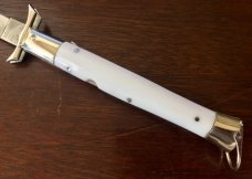 Jeremy Kreis (JTK) Batwing Rizzuto Estileto Milano Switchblade Clone, White Plastic Handle, Unused Jeremy Kreis (JTK) Batwing Rizzuto Estileto Milano Switchblade Clone, White Plastic Handle, Unused
