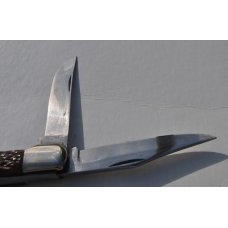 F.A. Bauer 2 Blade Folding Hunter Solingen Germany 1950's Near Mint Little Or No Honing Tarnish F.A. Bauer 2 Blade Folding Hunter Solingen Germany 1950's Near Mint Little Or No Honing Tarnish