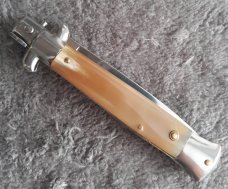 Vintage 1980's 9" Stiletto Italy Horn Mint NOS!