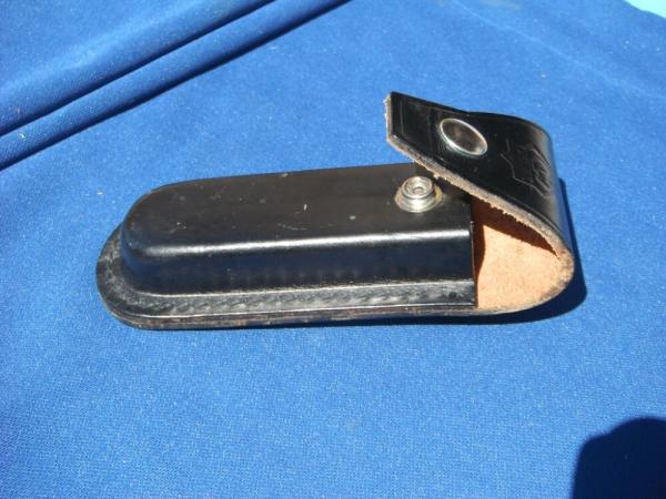 Genuine Puma German Black Leather Belt Pouch / Knife case for a folding pocket knife. Folding Knives Genuine Puma German Black Leather Belt Pouch / Knife case for a folding pocket knife. Folding Knives