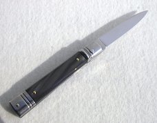 NEW OLD STOCK AKC 8" SLIMLINE LEVERLOCK SWEDGE BLADE, GENUINE BRAZILIAN HORN MANIAGO ITALY