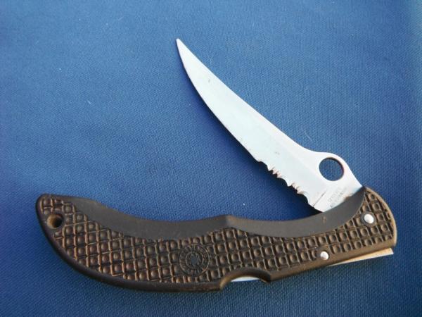 Discontinued Spyderco Catcherman fishing knife filet blade AUS 8 folding pocket knife MADE IN JAPAN! Discontinued Spyderco Catcherman fishing knife filet blade AUS 8 folding pocket knife MADE IN JAPAN!