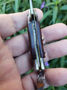 4.5" Kris blade keychain knife. 4.5" Kris blade keychain knife.