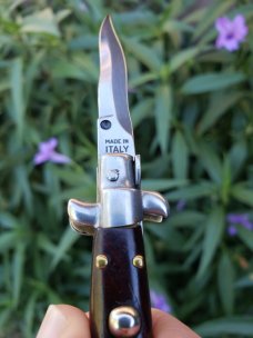 4.5" Kris blade keychain knife. 4.5" Kris blade keychain knife.