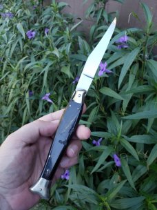 Beater AKC 9.75" Fishtail. Beater AKC 9.75" Fishtail.