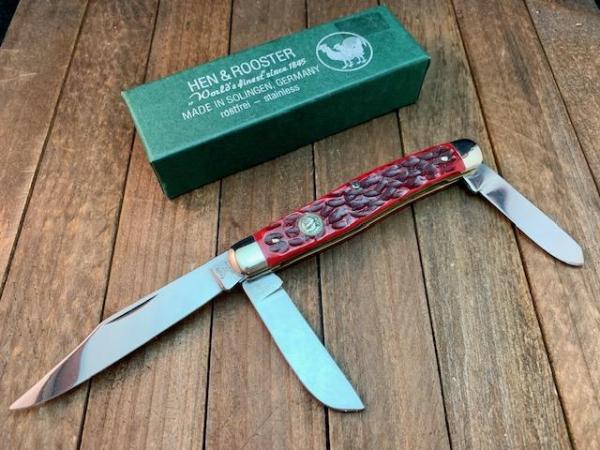 Hen and Rooster Stockman Red Jigged Bone Hen and Rooster Stockman Red Jigged Bone