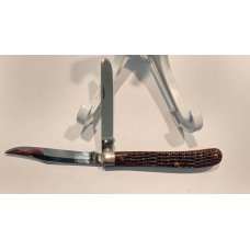 Case XX USA 10 Dot 1970 Pretty Red Jigged Bone 62048 SP Slimline Trapper Case XX USA 10 Dot 1970 Pretty Red Jigged Bone 62048 SP Slimline Trapper
