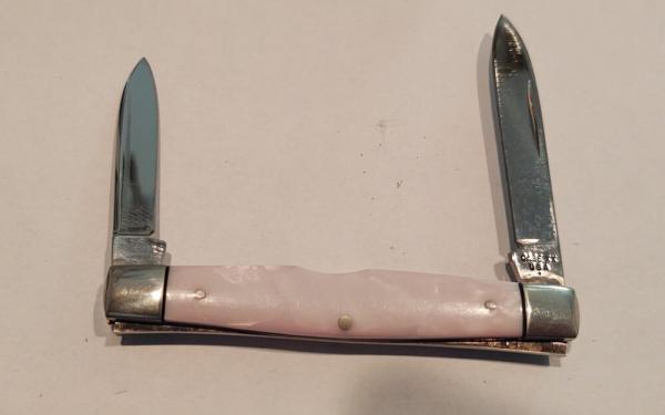 Case XX USA 3 Dot 1977 Pink Ice (Imitation Pearl) 92042 Pen Knife Case XX USA 3 Dot 1977 Pink Ice (Imitation Pearl) 92042 Pen Knife
