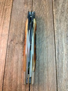 Queen Congress Amber Carved Stag Bone Beautiful! Queen Congress Amber Carved Stag Bone Beautiful!