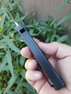 AKC F16 OTF. Satin dagger