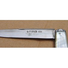 Fruit Knife Dated 1844 Stirling Sliver Blade Mother Of Pearl Handles Crown Bolster Walks & Talks Fruit Knife Dated 1844 Stirling Sliver Blade Mother Of Pearl Handles Crown Bolster Walks & Talks