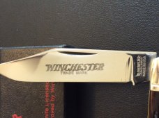 1988 WINCHESTER TRADE MARK USA 2913 1/2 M BEAUTIFUL MOOSE POCKET KNIFE WITH TWO BLADES STILL NIB 1988 WINCHESTER TRADE MARK USA 2913 1/2 M BEAUTIFUL MOOSE POCKET KNIFE WITH TWO BLADES STILL NIB
