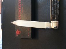 1988 WINCHESTER TRADE MARK USA 2913 1/2 M BEAUTIFUL MOOSE POCKET KNIFE WITH TWO BLADES STILL NIB 1988 WINCHESTER TRADE MARK USA 2913 1/2 M BEAUTIFUL MOOSE POCKET KNIFE WITH TWO BLADES STILL NIB