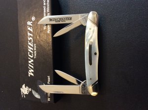 1992 WINCHESTER USA 4935 GENUINE MOTHER OF PEARL HANDLES CONGRESS WITH SLANTED BOLSTERS & 4 BLADES 