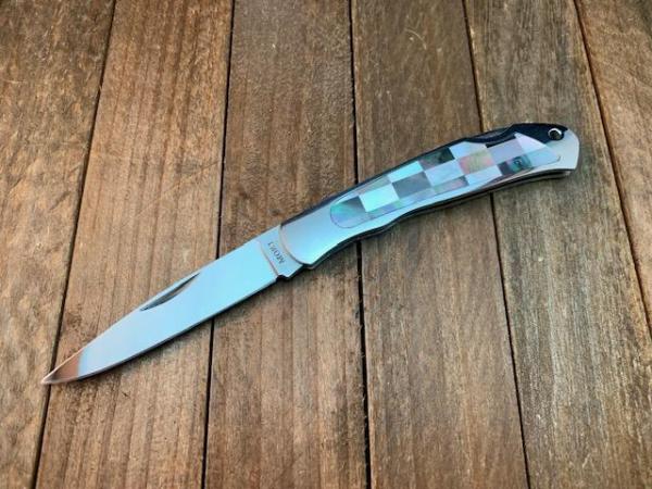 Moki Checkerboard Pearl Lockback Seki Japan Moki Checkerboard Pearl Lockback Seki Japan