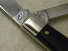 Robeson Mastercraft USA (Queen Cut. Co.) Buffalo Horn #32 Congress Knife in Box