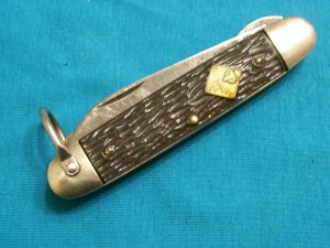 VINTAGE BOY SCOUT CAMILLUS USA BSA SHIELD CAMP SURVIVAL FOLDING POCKET KNIFE KNIVES OLD