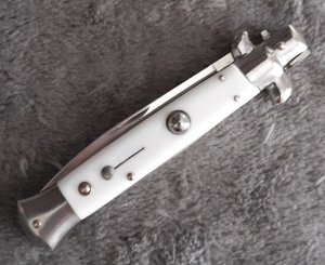 Vintage 1980's Edge Co. Stiletto white pearl mint/NOS!