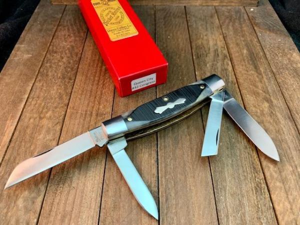 Queen City Cutler Large Congress Black Saw-cut Bone Queen City Cutler Large Congress Black Saw-cut Bone