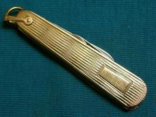 VINTAGE USA VOOS STAINLESS HAYWARD FOLDING POCKET WATCH FOB RAILROAD KNIFE KNIVES OLD VINTAGE USA VOOS STAINLESS HAYWARD FOLDING POCKET WATCH FOB RAILROAD KNIFE KNIVES OLD