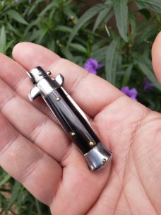 4.5" swivel bolster mini Italian. 4.5" swivel bolster mini Italian.