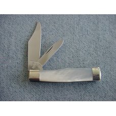 Vintage Queen(Crown) U.S.A., 1982, Etched, Large, Pearl Handle Gunstock Pattern Pocket Knife Vintage Queen(Crown) U.S.A., 1982, Etched, Large, Pearl Handle Gunstock Pattern Pocket Knife