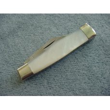 Vintage Queen(Crown) U.S.A., 1982, Etched, Large, Pearl Handle Gunstock Pattern Pocket Knife Vintage Queen(Crown) U.S.A., 1982, Etched, Large, Pearl Handle Gunstock Pattern Pocket Knife