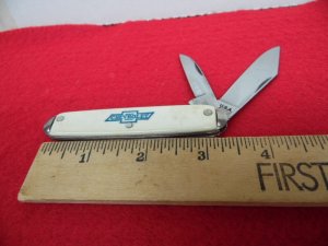 33 YR GOODBUY SALE MOSTLY STORED FOR YEARS NOVELTY JACK KNIFE CHEVROLET GOOD SHAPE TIP BOLSTERS