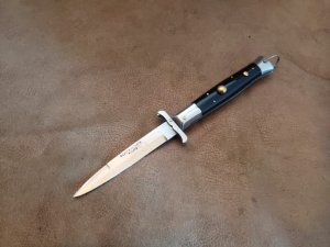 Vintage 8 3/4" Rizzuto estiletto Milano