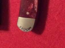 NEW MOORE MAKER MATADOR TEXAS RED BONE HANDLE WITH TEXAS STAR & STATE SHEILD TRAPPER NEW IN BOX NEW MOORE MAKER MATADOR TEXAS RED BONE HANDLE WITH TEXAS STAR & STATE SHEILD TRAPPER NEW IN BOX