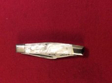 FIGHTING ROOSTER BEAUFUL PEARLISH SWIRL HANDLE “ WILDCAT FEVER”  #404 OF 600 MADE STOCKMAN LIKE NEW