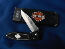 2005 UNITED CUTLERY CRYOEDGE HARLEY DAVIDSON FRED CARTER DESIGN POCKET KNIFE NOS/NIB NEW in BOX 2005 UNITED CUTLERY CRYOEDGE HARLEY DAVIDSON FRED CARTER DESIGN POCKET KNIFE NOS/NIB NEW in BOX